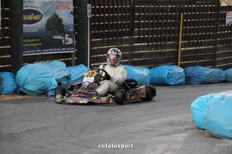111120 sport2 352_tn.jpg